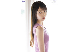 乃木坂46矢田萌華、すらり美腕が際立つノースリーブSHOT！“クリスマス”をテーマにグラビア披露
