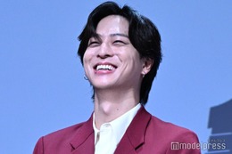 timelesz寺西拓人、池袋でのゲリラチラシ配布でファンが3周 新しい学校のリーダーズSUZUKAが明かす【迷宮のしおり】 画像