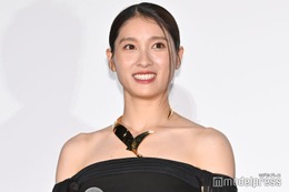 土屋太鳳、人気俳優とお風呂で撮影「合宿感」漂うオフショットに反響「戦友ペア最高」「本当に仲良しでほっこり」