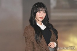 ＝LOVE齋藤樹愛羅、1ヶ月半ぶりインスタ更新でサンタコス姿公開「待ってました」「想像以上に似合ってる」と反響続々