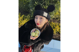 人気インフルエンサーJULIA、第1子妊娠を発表 イケメン夫との密着ショット＆ふっくらお腹披露 画像