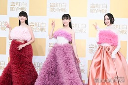 【紅白リハ1日目】Perfume“本番で着たかった”豪華ドレスで会見登壇「最後なので」