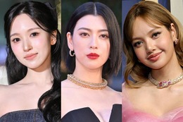 BLACKPINKリサ・TWICEミナ・三吉彩花、密着顔寄せ3ショット「豪華すぎる」「目の保養」