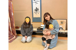 安めぐみ、10歳長女＆1歳次女とパシャリ！恒例の浅草初詣へ「素敵な一年になりますように」 画像