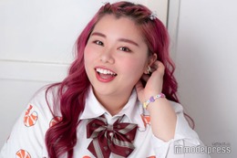 くれまぐUraN、2歳娘顔出し家族3ショットに反響「パパ似かな？」「家族まとめて可愛すぎる」 画像