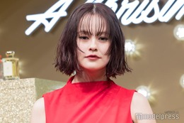 モデル・emma、韓国事務所への所属発表 2025年にスターダストプロモーション退所していた 画像