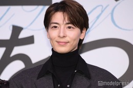 波瑠と結婚の高杉真宙、正月は実家に帰省「家族でゆっくり過ごしていました」【架空の犬と嘘をつく猫】 画像