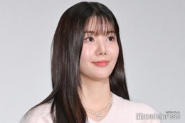 IZ*ONE出身クォン・ウンビ、大胆胸元開き衣装姿披露「美貌が限界突破」「スタイル良すぎ」の声 画像