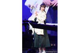 iLiFE!若葉のあ、メンカラ袴身にまとい「学生ランウェイ」初登場「可憐すぎる」「存在が奇跡」と注目集まる【学生ランウェイ】