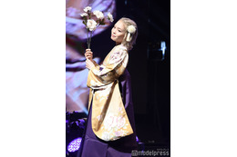 「今日好き」田中陽菜、金髪×和服で美しさ際立つ「大人の色気出てる」と反響【学生ランウェイ】