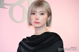 櫻坂46藤吉夏鈴、黒ドレス×タイツでシックな装い 休日にやっていること告白「細かい作業が好きなので」【ディオール アディクト キャンディ ショップ】 画像