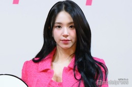 TWICEチェヨン、チューブトップ姿に絶賛の声「スタイルが神」「美しすぎる」 画像