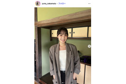 水ダウ「名探偵津田」出演美女・仲俣由菜、ミニスカ制服からスラリ美脚「現役にしか見えない」「スタイル抜群」と反響