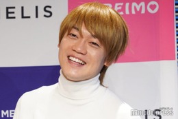 おばたのお兄さん、妻・山崎夕貴アナの“全身タイツ” マタニティショット公開「斬新」「ユニークで素敵」