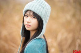 日向坂46上村ひなの、ニット帽×手袋姿で儚げな表情 グループでの7年間振り返る【モデルプレス独占カットあり】 画像