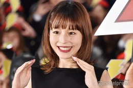 平野綾、大胆スリット入り黒ドレス姿にファンうっとり「見とれてしまう」「大人っぽくて印象変わる」 画像
