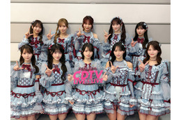 ＝LOVE、新曲「劇薬中毒」新衣装で初披露＆楽曲先行配信スタート 新アートワークも公開 画像