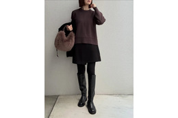 冬の装いをアップデート。ミニ丈スコート×ロングブーツで作る最旬バランス【40代の毎日コーデ】