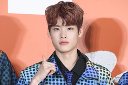 RIIZEソヒ、日本のファミレス満喫ショット公開「テンション上がってて可愛い」「癒される」の声 画像