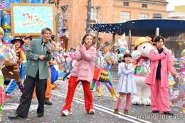 仲里依紗、千葉雄大らUSJ25周年アニバーサリー祝福 “熱狂ダンスタイム”で大はしゃぎ