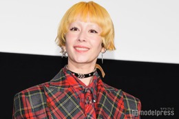 木村カエラ「わかめちゃんみたいに短くしたじょ」大胆刈り上げヘアにイメチェン 絶賛の声相次ぐ