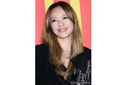 MAX・LINA、ベアトップドレス姿で大人の魅力開放「まさに女神降臨」「本当にお美しい」と反響 画像