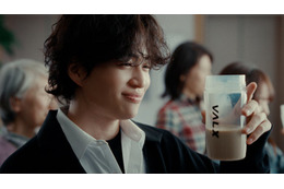 timelesz菊池風磨「VALX」新WEB CMでウインク披露 大声出すシーンに「照れました」 画像