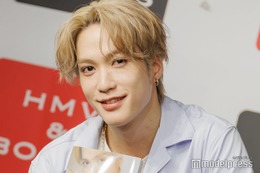 THE RAMPAGE藤原樹、美腹筋際立つ自撮りショットにファン悶絶「バッキバキ」「ギャップたまらない」 画像