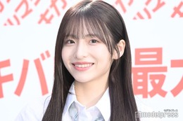AKB48メンバー、美脚＆ウエストのぞくミニスカ全身ショットに反響「頭身バランス完璧」「ギャルっぽさが最高」