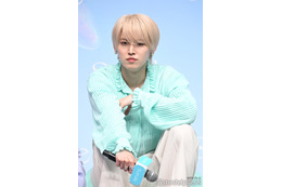 JO1白岩瑠姫、ハードな撮影で足痛める 佐藤景瑚からまさかの誘いに「こいつが1番やわらかくない」 画像