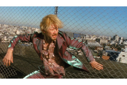 浅野忠信“垣原”ら、個性的キャラクターが次々登場　伝説のバイオレンス・アクション『殺し屋１ 4K』本予告