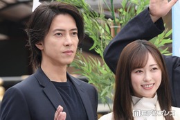 山下智久・福原遥・泉里香ら神田明神に降臨 映画「正直不動産」ヒット祈願地鎮祭でキャスト豪華集結 画像