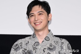 朝ドラ「ばけばけ」丈（杉田雷麟）の持ち道具に兄・友一（吉沢亮）の形見「ずっと一緒なんだ」「泣ける」の声 衣装姿のオフショットも話題
