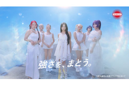 HANA、純白衣装で新CM出演 パフォーマンス前に絶対やること明かす「部屋を暗くして…」