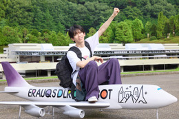 超特急リョウガ、写真“集”型トレカが累計10万パック突破 ポップアップストア開催決定【本人コメント／RYOGA THE CARD 〜Eternal Moment〜】 画像