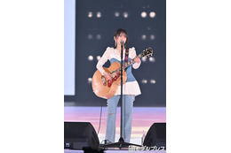山本彩「365日の紙飛行機」弾き語りで会場魅了 NMB48時代以来10年ぶり「関コレ」出演に喜び【関コレ2026S/S】 画像