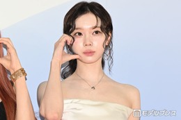 aespaウィンター、美ウエスト衣装のぞく衣装姿に反響「圧倒的なオーラ」「目が離せない」