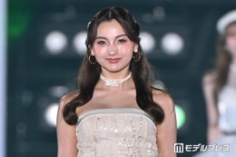 ゆきぽよ、ミニ丈ドレスで美脚披露 サプライズ登場に「いつ見ても可愛い」「オーラすごい」と反響【関コレ2026S/S】 画像