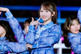 日向坂46、ライブで怒涛の展開 Wアンコール→17th告知VTR→異例のフォーメーション＆センター発表→そのまま初披露「息する間もなかった」「サプライズすぎて腰抜かした」の声【7回目のひな誕祭】 画像