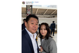 元横綱・花田虎上氏の妻、ハワイでの家族4ショット披露「理想の夫婦」「お子さん大きくなってる」と反響 画像