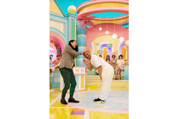 芸人・みなみかわMCの新番組「チャンスのチワワ」美女たちがトム・ブラウンに洗礼「初回からすでにおもしろい」「参考になる」と反響 画像