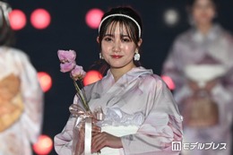 新婚の元AKB48メンバー、夫との密着ショットが話題「イケメンオーラがダダ漏れ」「お似合い」