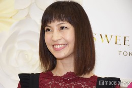 2児の母・安田美沙子、星が散りばめられた手作りアップルパイ公開「絵本に出てきそう」「手間がかかってる」と称賛の声
