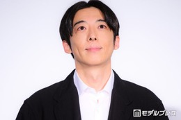 高橋一生、転生ドラマで一人二役 好きなシーンは“階段落ち”「相当痛いだろうなと思っていただける」【リボーン ～最後のヒーロー～】 画像