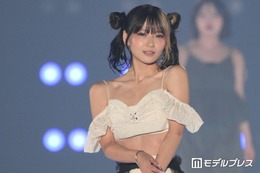 フォーエイト48あみか、サングラス×バンダナ姿の実兄との2ショット公開「かっこよすぎ」「ビジュ強い兄妹」と反響