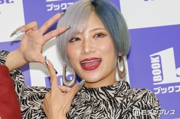 ぱーてぃーちゃん・信子、黒髪ナチュラルメイクで印象ガラリ「別人級」「気がつかなかった」