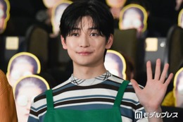 高橋文哉、ドキッとしたSnow Man目黒蓮の撮影終わりの男前行動とは「僕を抱きしめてくれて」距離縮めた裏話語る【SAKAMOTO DAYS】 画像