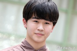 鈴木福、運転免許取得報告で免許証公開「証明写真なのにビジュ最強」「大人っぽくなった」と反響 画像