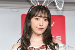 元モー娘。人気メンバー、ミニ丈ワンピで美脚スラリ ミラコスタでのバースデーパーティーショットに反響「脚のラインが美しい」「素敵な思い出ですね」