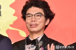片桐仁「母の日」妻＆息子2人の密着ショット披露「全員美しい」「鼻が似てる」と反響続々 画像